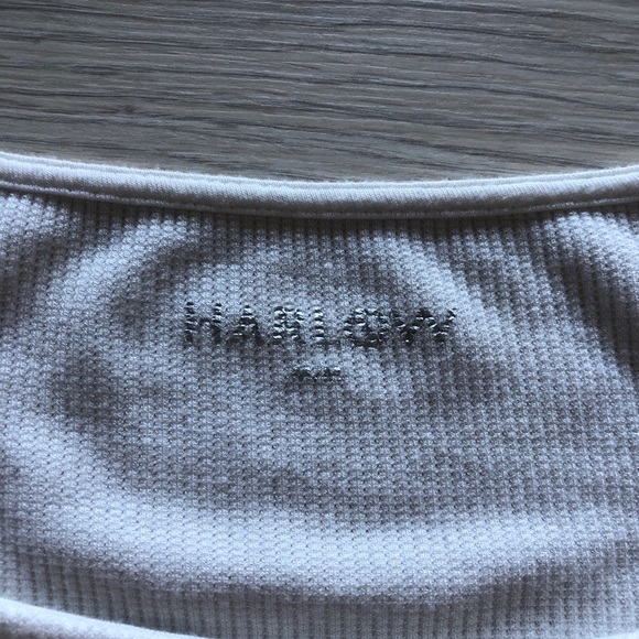 White Long sleeve - Picture 2 of 2